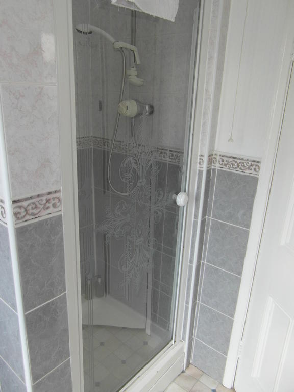 Lisdoonie Hotel Barrow-in-Furness Zimmer foto